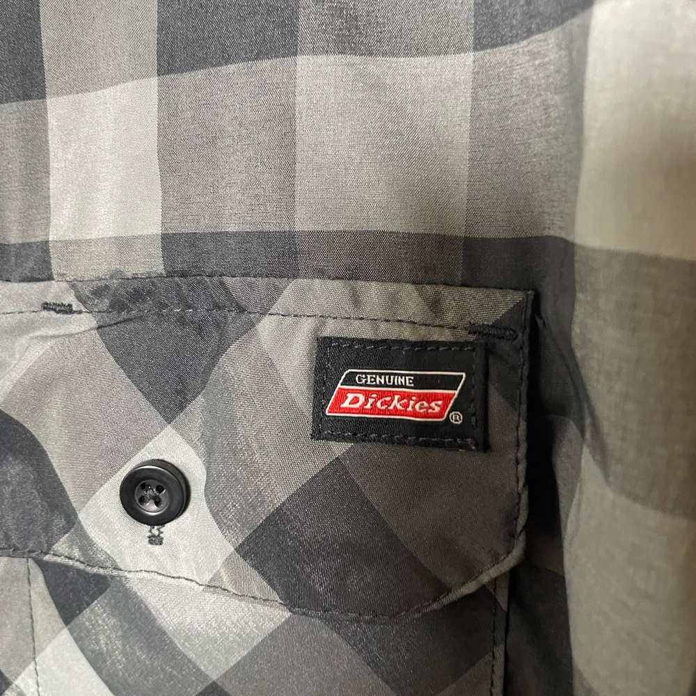 Dickies Men's Short Sleeve Plaid Black & Gray Size 2XL Lightweight Fabric Shirt